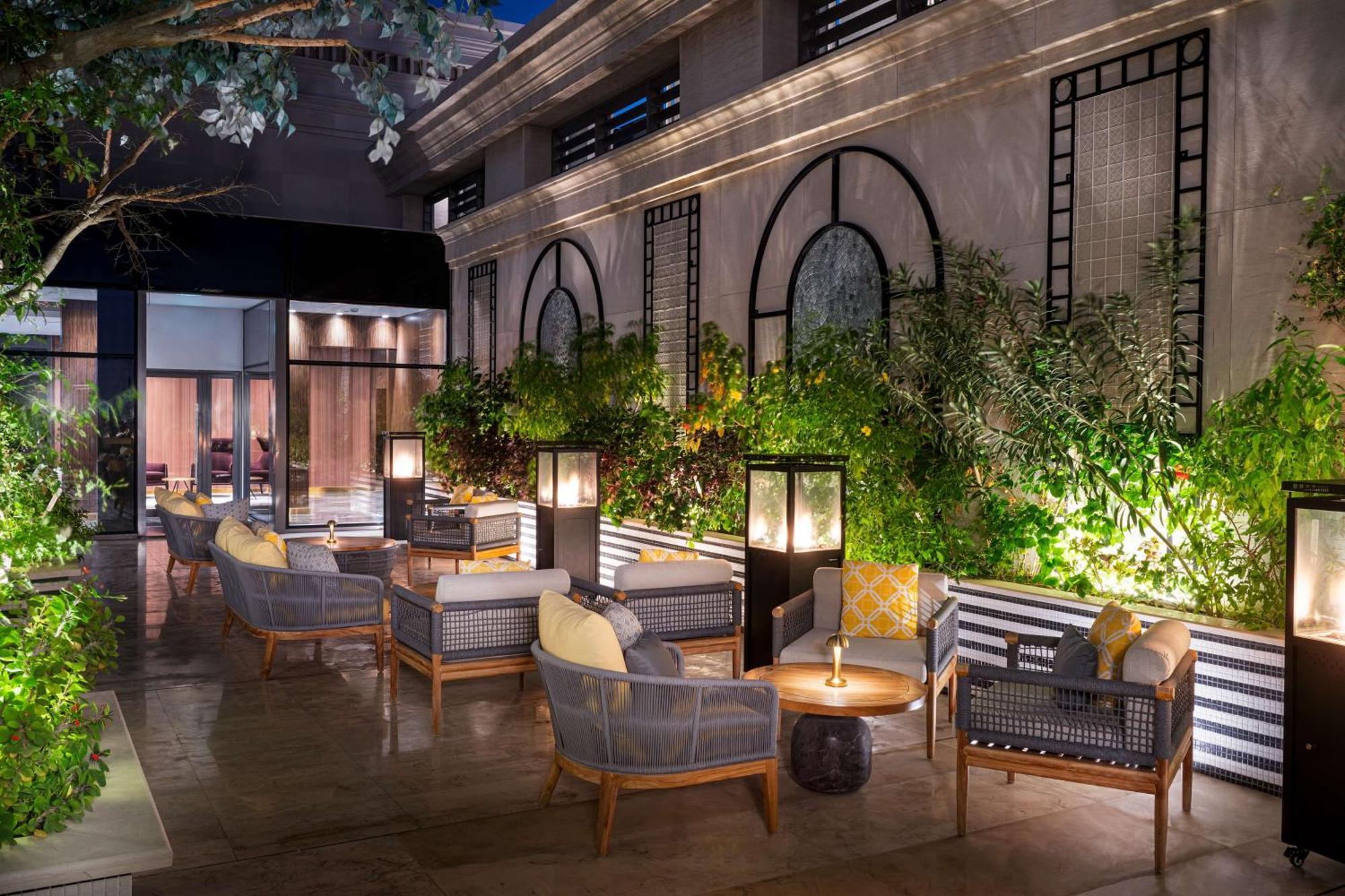 The Plaza Doha, Lxr Hotels & Resorts Exterior photo