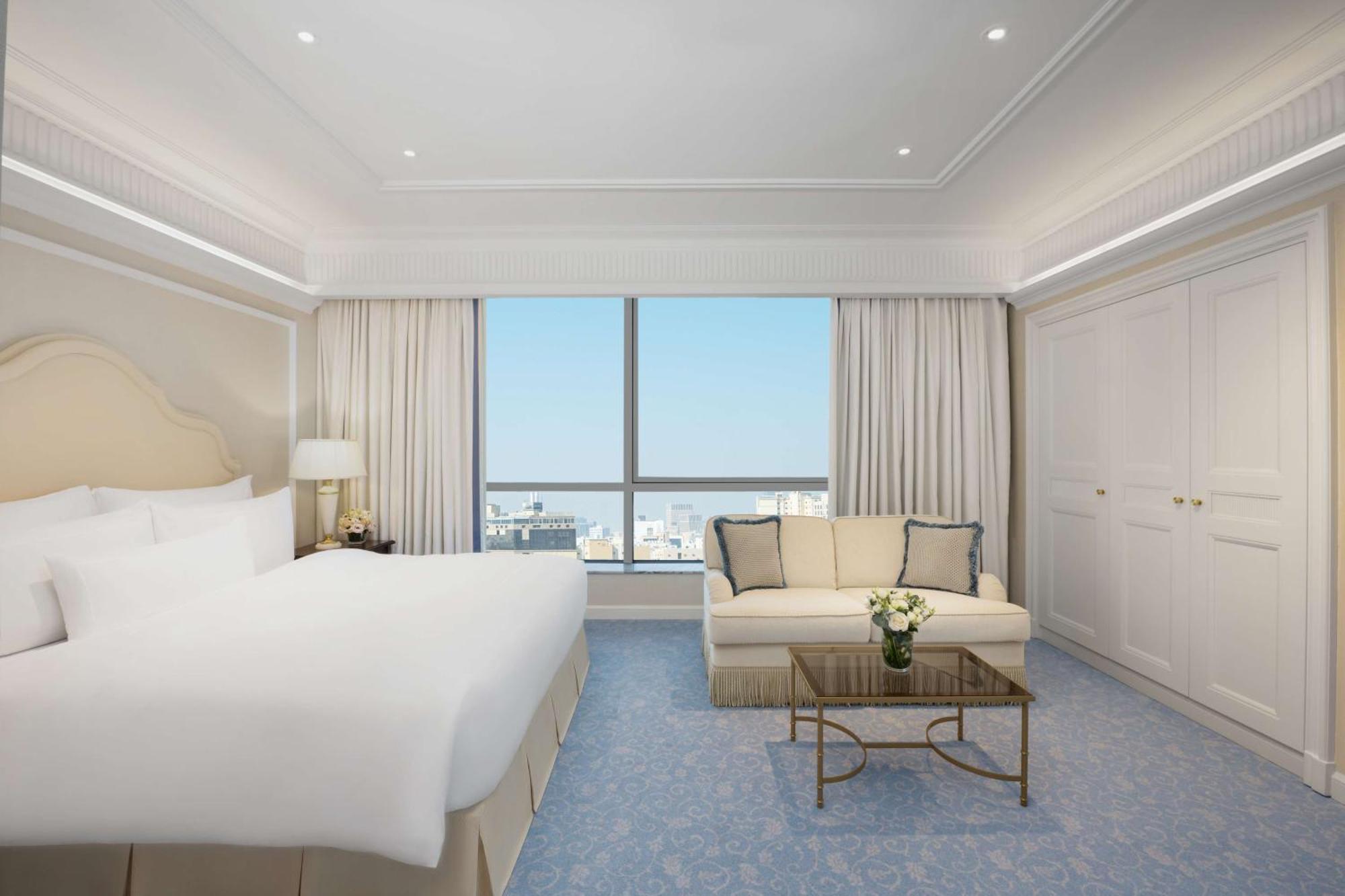 The Plaza Doha, Lxr Hotels & Resorts Exterior photo