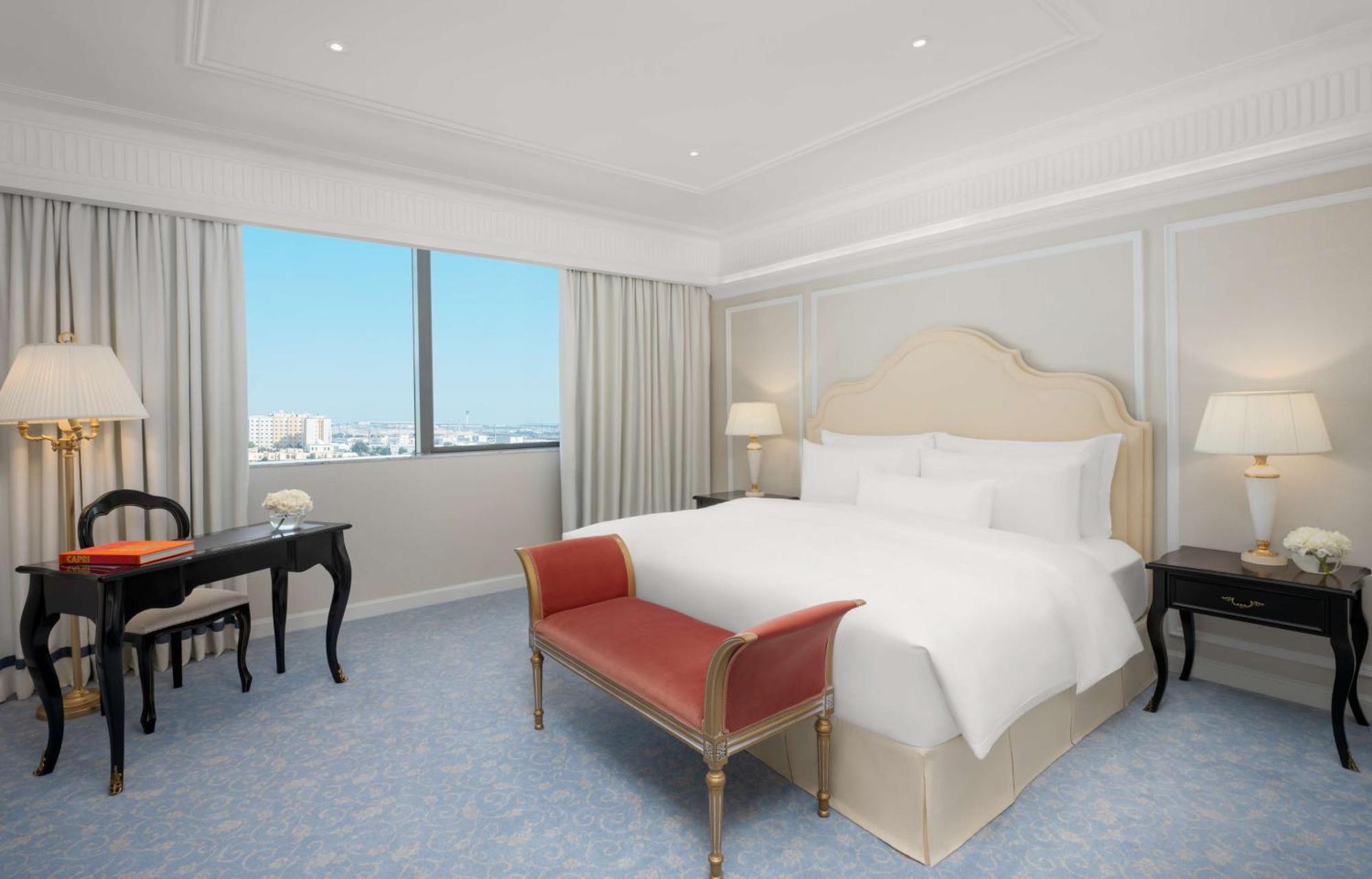 The Plaza Doha, Lxr Hotels & Resorts Exterior photo
